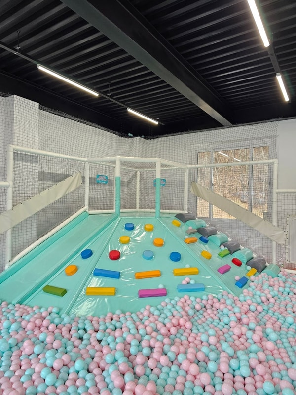 [청주 노리터키즈캠핑장] B8 사이트 / 주차꿀팁 / 실내놀이시설...