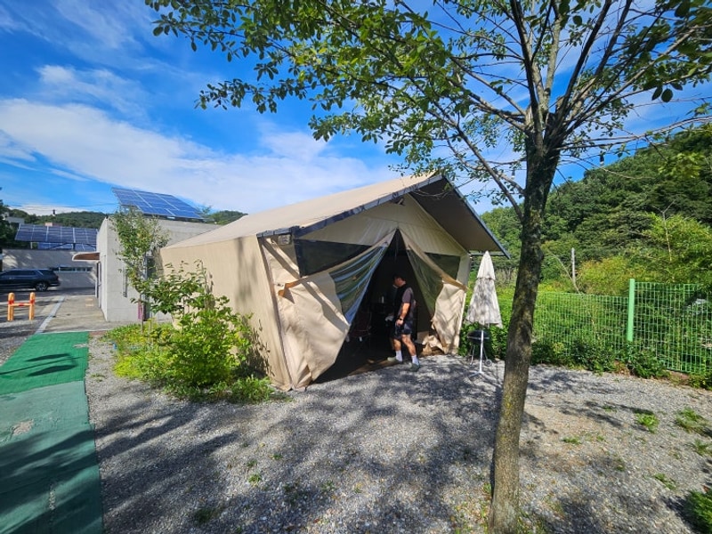청계산골든밸리 캠핑장 내추럴 올타임글램핑, 남자 다섯이서...