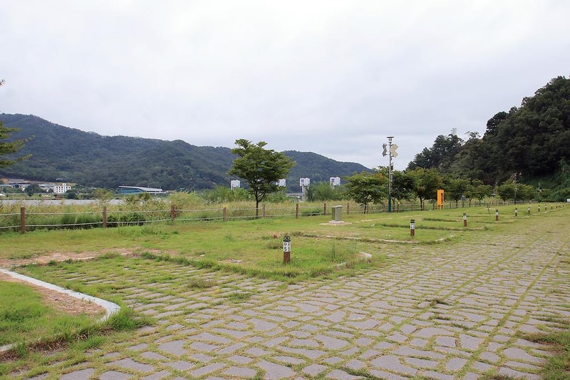 칠곡보 오토캠핑장 시설 사진 10