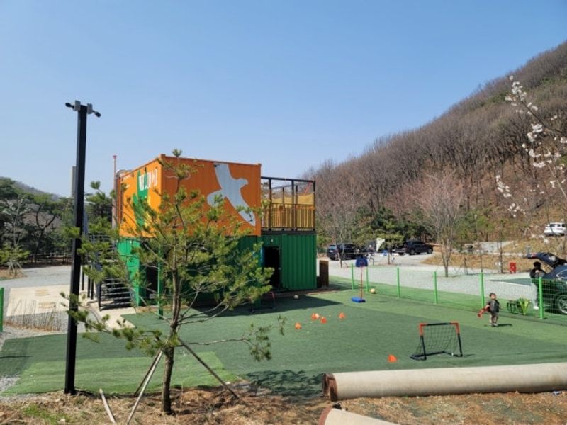 안성 캠프그라운드 화우 두가족사이트 F3번