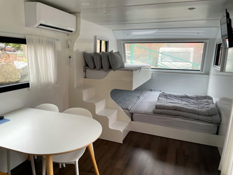 [합천 숙소] 야외수영장 펜션 신상 카라반 '솔솔리조트'