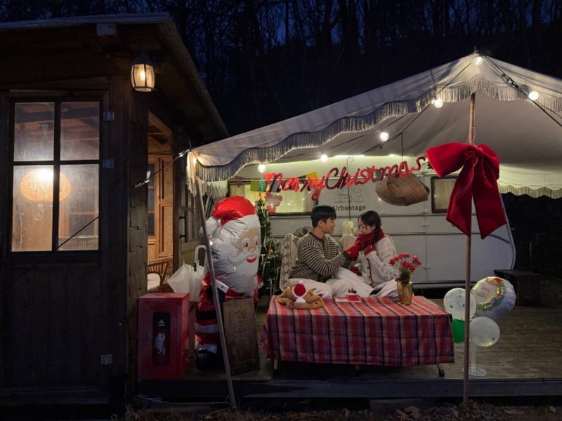 인천 강화 | 크리스마스 여행 어반티지 글램핑 카라반 펜션...