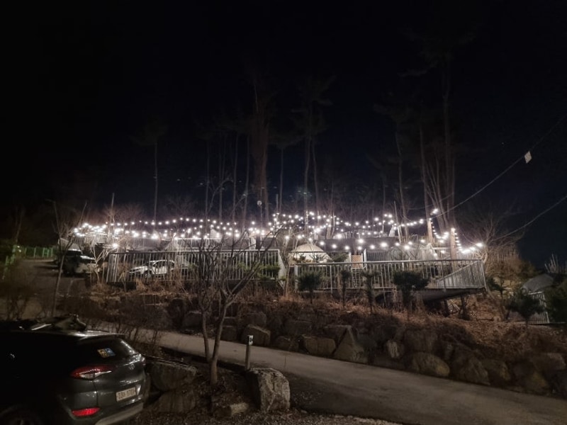 가평 무릉도원캠핑장 명당... 파쇄석 두가족4 애견동반캠핑장