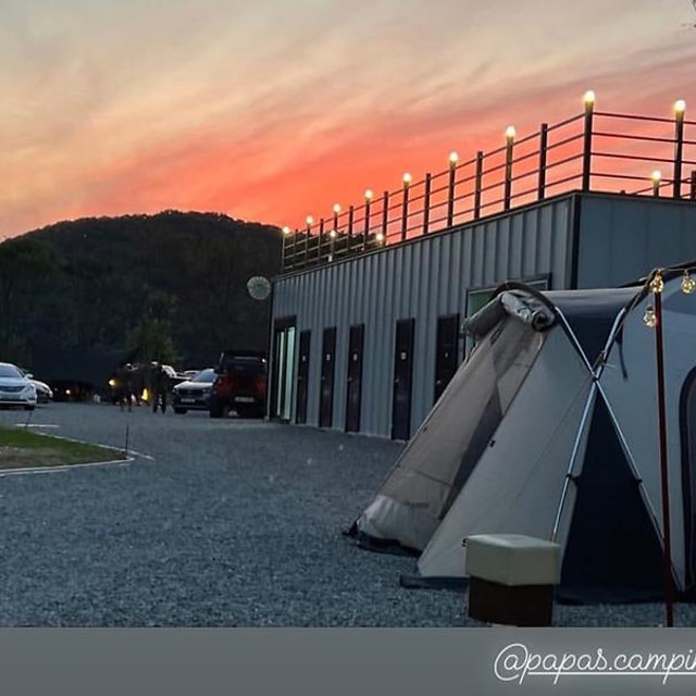 파파스 캠핑장