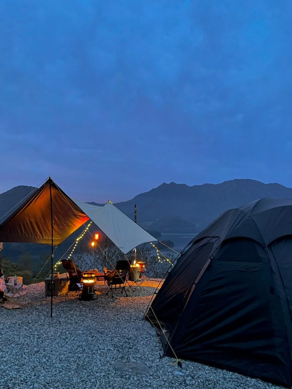 [캠핑/충주] 악어봉 등산 그리고 뷰 좋은 퀸스타운 캠핑장...