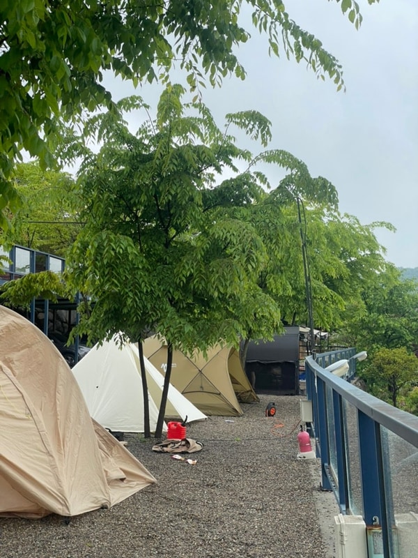서울근교 산뷰를 즐기고 싶다면 동두천 파인힐빌리지 캠핑장으로