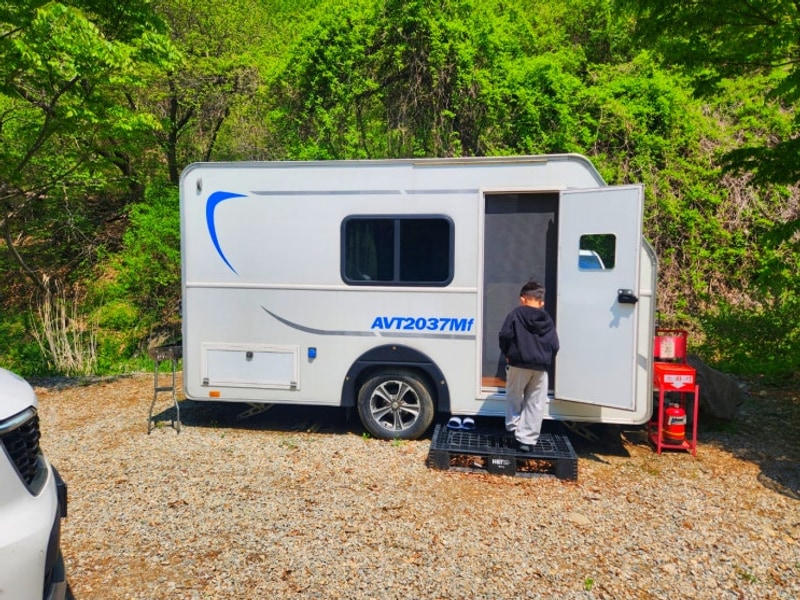 안성 반딧불캠핑장 카라반사이트 후기