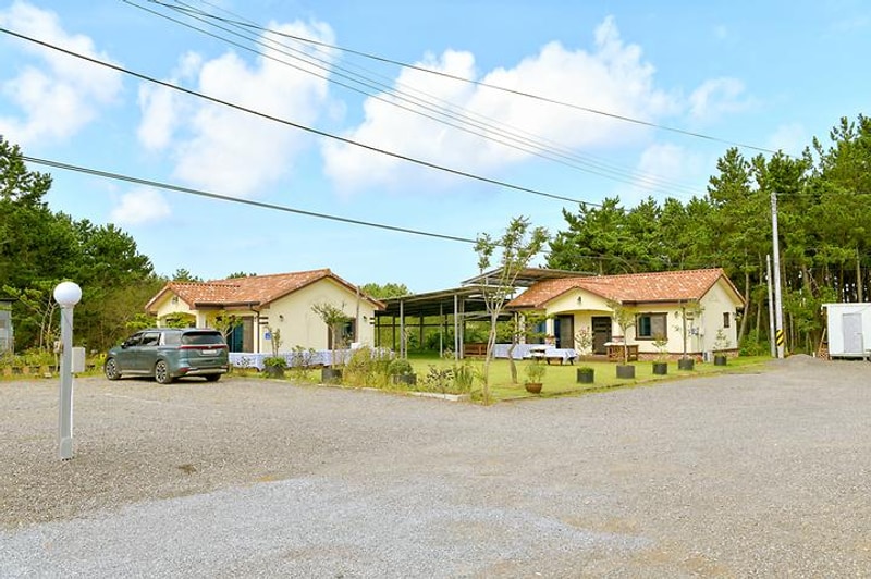 신두리정원오토캠핑야영장 대표 사진