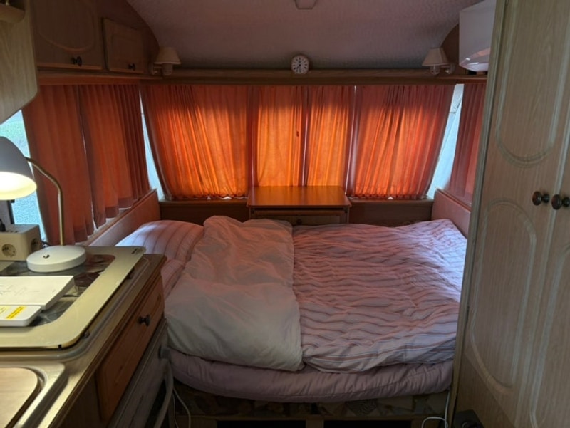 전주 글램핑, 도심 속 힐링 가능한 빈티지 카라반이 있는 캠프히어