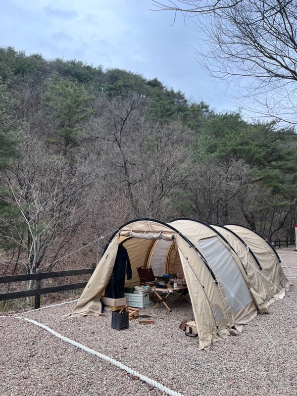 캠린이 첫 우중캠핑 춘천 용화산테마파크캠핑장 명당