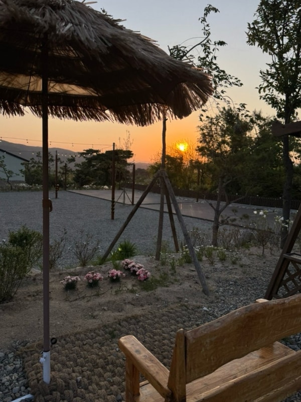 사이트별 개별 개수대와 샤워장을 보유한 경주 ‘조은캠핑’...