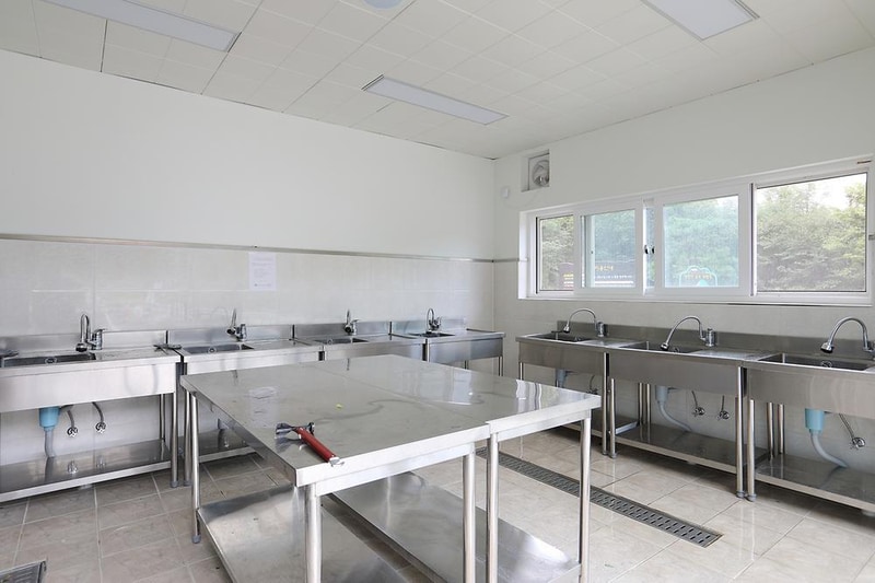 아산 영인산자연휴양림 숲속야영장 시설 사진 30