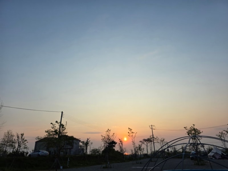 시설좋고 뷰좋은 화성 궁평항근처캠핑장 휘게캠피크 화성캠핑...