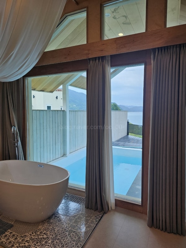 [디투어스 캠프 클럽] 충북 제천 청풍호 뷰 풀빌라 D6 독채...