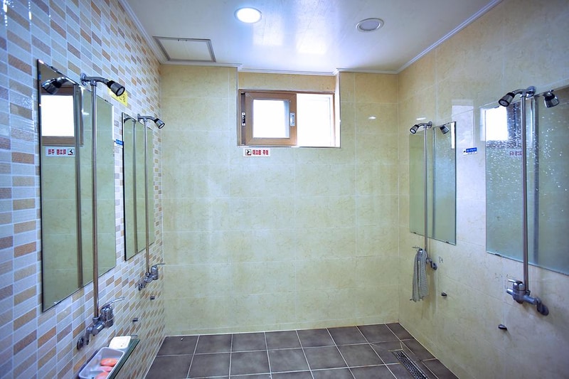 골체오름캠핑 시설 사진 1