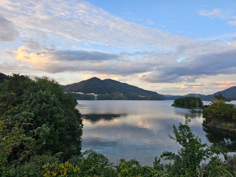 뷰 때문에 모든 걸 용서하게 되는 곳, 제천 디투어스 캠프 클럽...