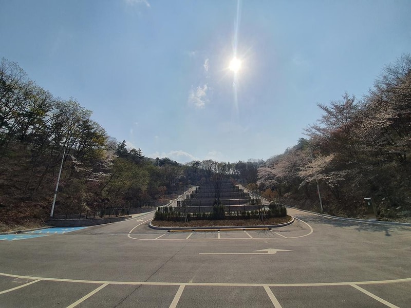 아산 영인산자연휴양림 숲속야영장 시설 사진 3