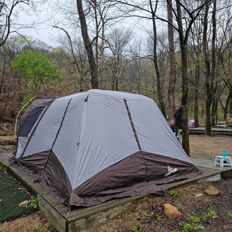 강원도 평창 계곡이 아름다운 숲 속 캠핑장 평창태기산캠핑장...