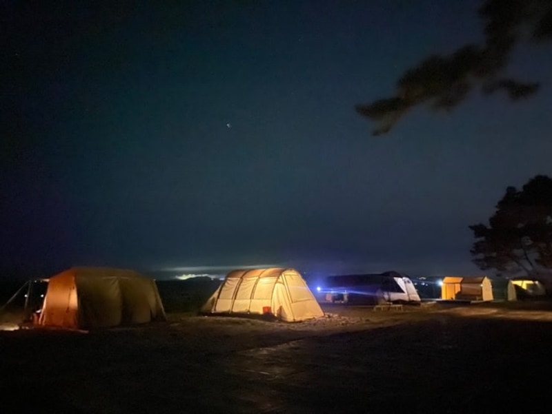 5번째 방문한 태안노을숲캠핑장, 바다 앞 대형 데크에 기가스...