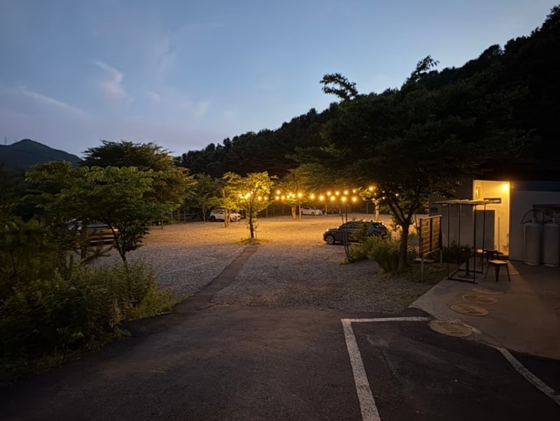 6월말의 가평 블루문캠핑장(벌레와 함께)