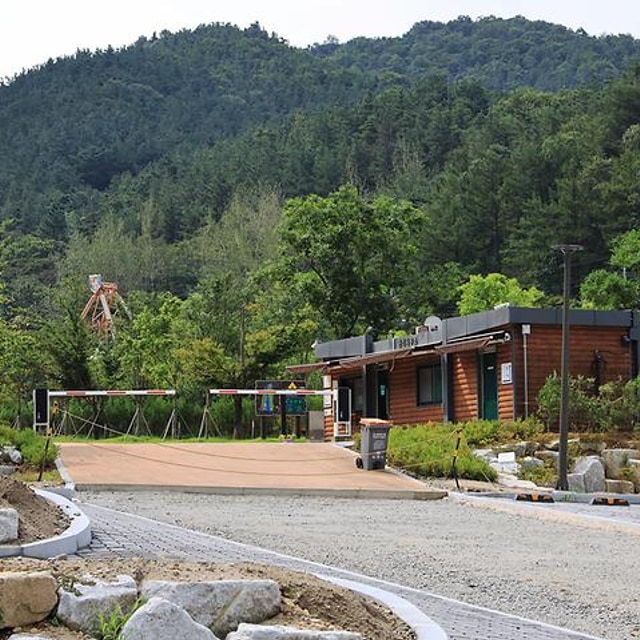 김제 모악산 캠핑파크