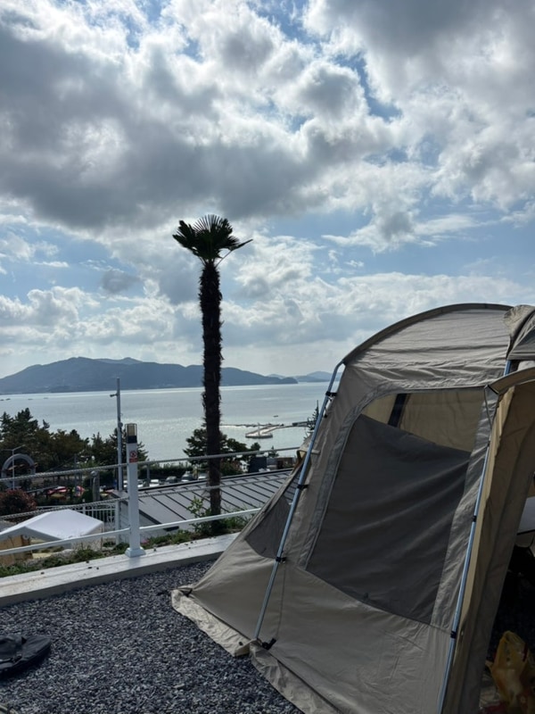 [사천 에이디디캠핑장] 가을날 우중캠핑 ️