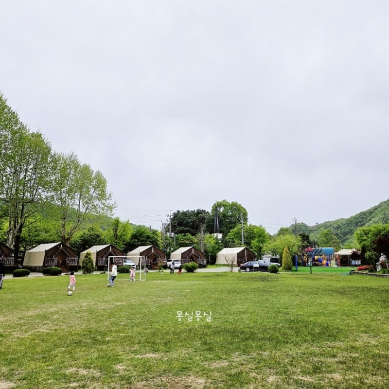 공주 글램핑 북캠프