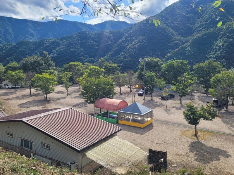 지리산 당근 오토캠핑장 시설 사진 1