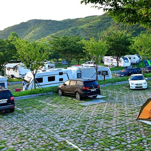 황매산 별쿵 캠핑장