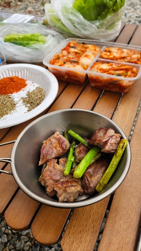 가을에 떠나기 좋은 화성 캠핑장 휘게캠피크[내돈내산]