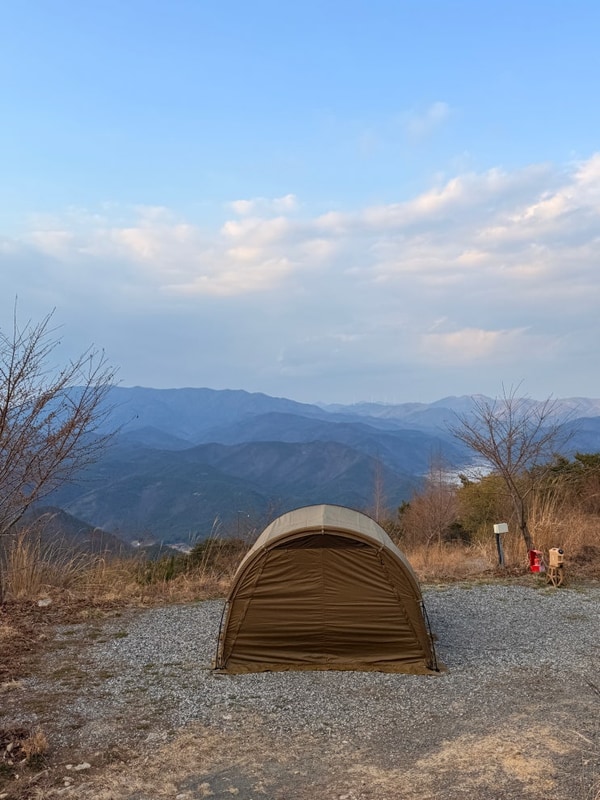 [경북] 뷰 맛집 군위 바람이 좋은 저녁  캠핑장 22번 사이트
