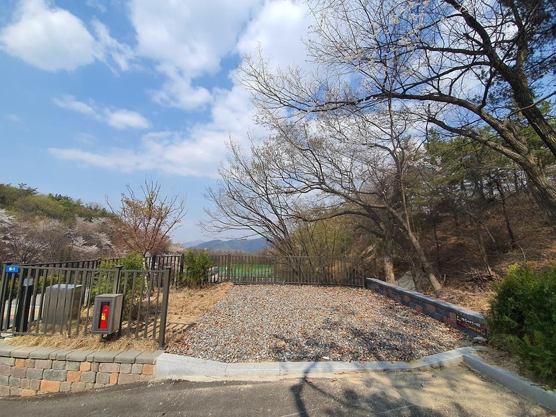 아산 영인산자연휴양림 숲속야영장 시설 사진 14