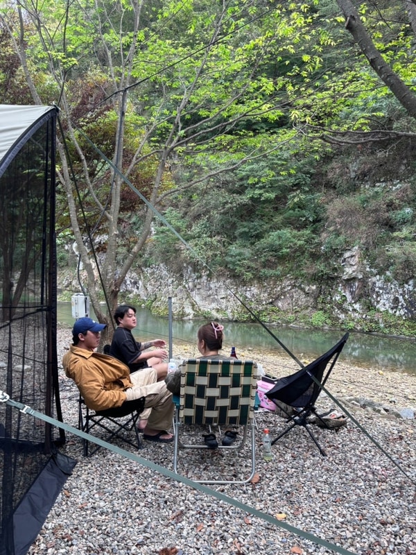 원주캠핑장 강원도 계곡뷰 봉바위돌집에서 오토캠핑 즐겼어요