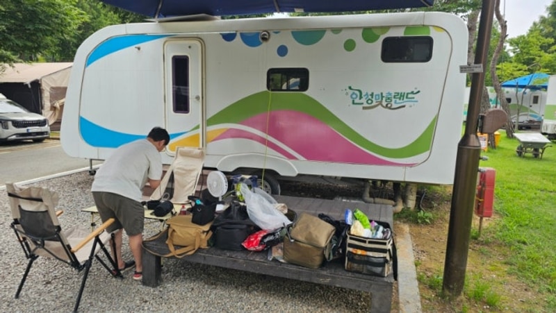 [안성] 안성맞춤캠핑장 안성맞춤랜드 카라반 후기 E3사이트...