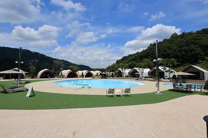 숲에서 만난 바다 글램핑 대표 사진