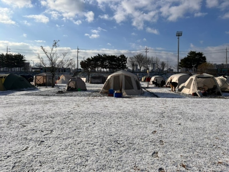 간만 겨울캠핑이닷!! 여기는 충남아산 곡교천야영장 2024년 겨울