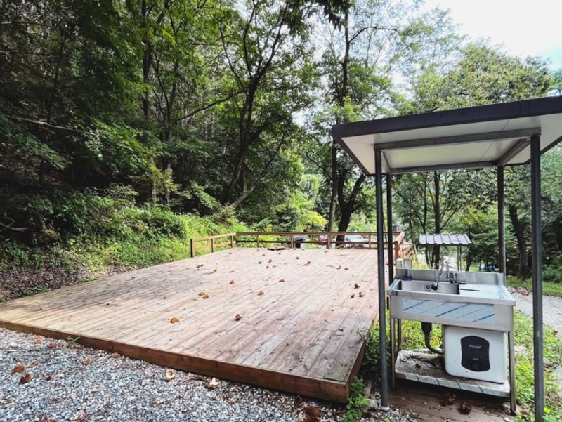 [강원/홍천] 비발디캠핑파크 미루나무점 만휴림 데크 이용 후기...