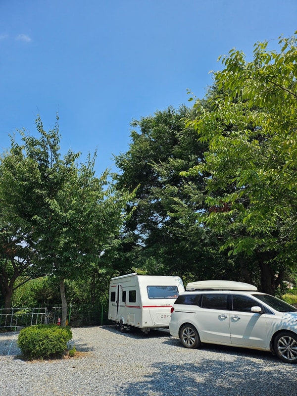 충남 아산 계곡이 있는 강당골 캠핑파크 캠핑장