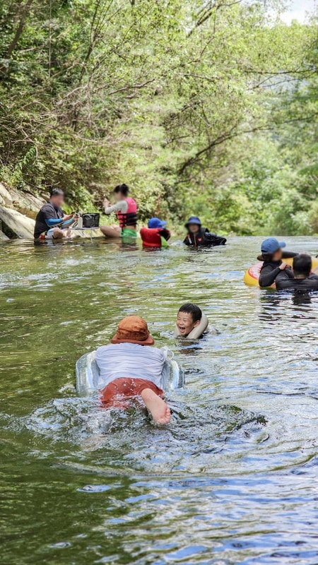 애견동반 계곡 캠핑장 포천 캠핑라운지