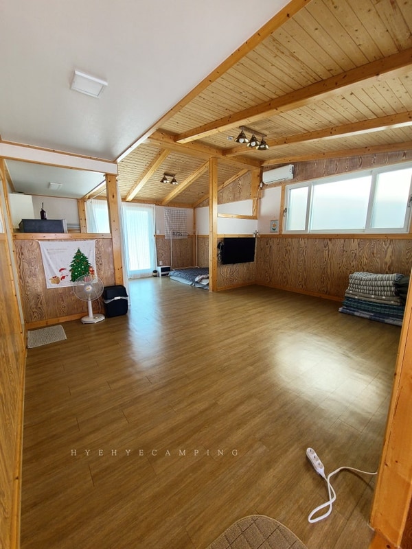 따봄스테이 펜션 남색 실내온수수영장 충북 괴산 캠핑장