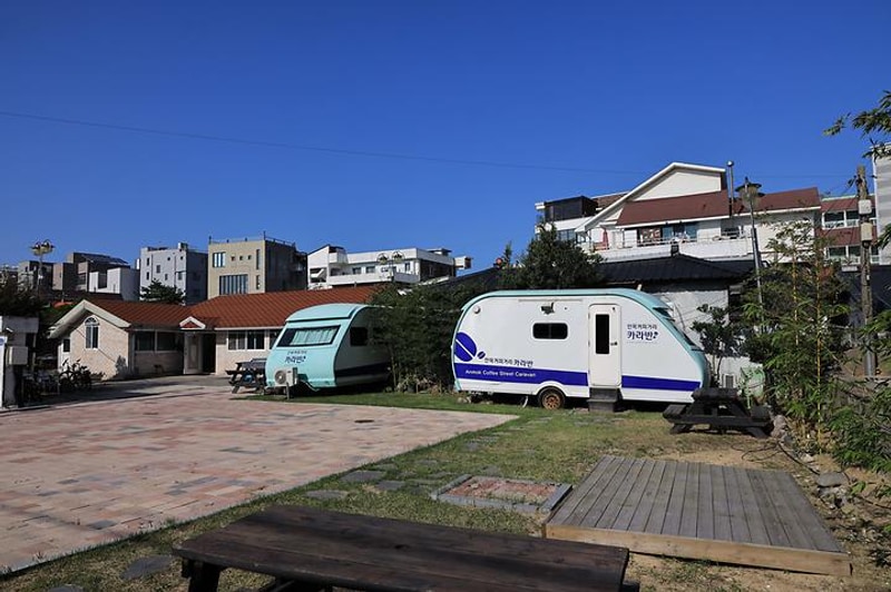 안목커피거리카라반캠핑 대표 사진
