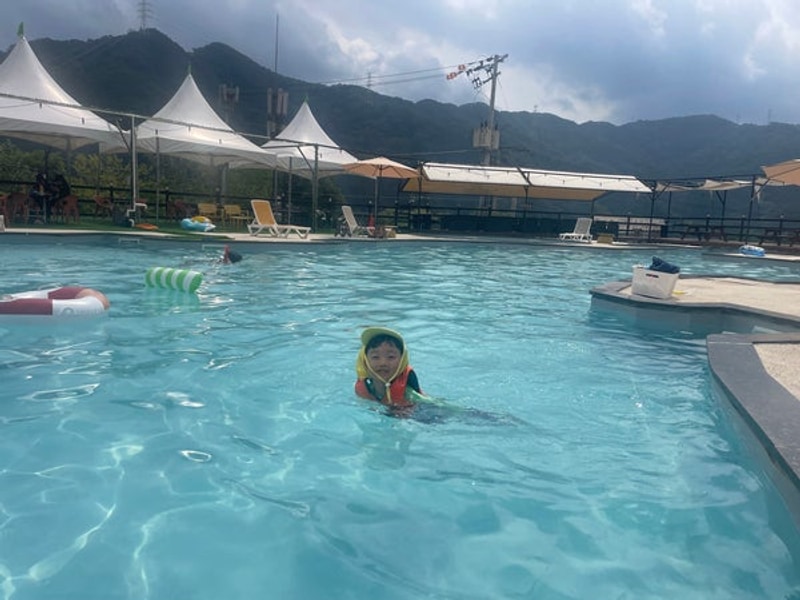 25.8.24 가평 바이올린 글램핑&카라반에서 짧은 휴가...