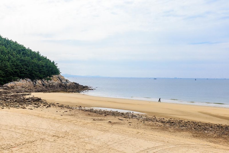 하늘아래 캠핑 시설 사진 3