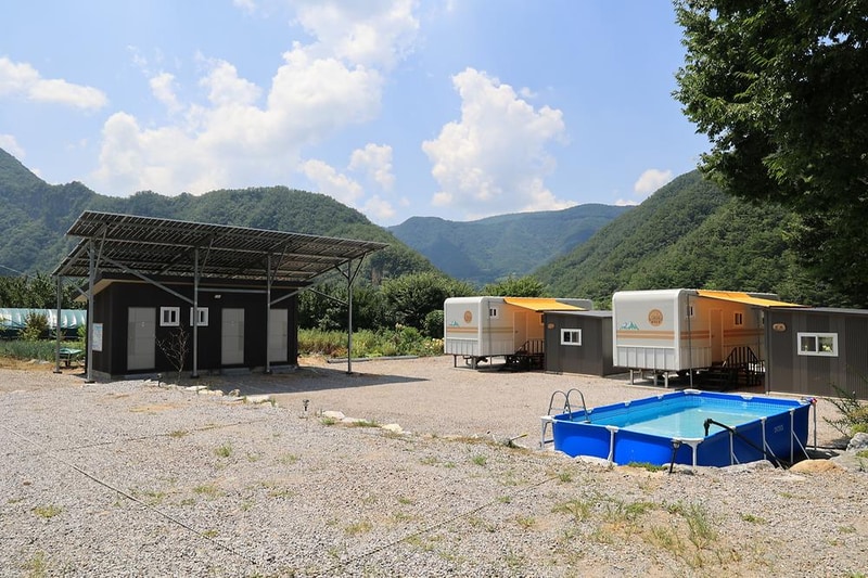 꿈꾸는 강 펜션 & 카라반 시설 사진 12