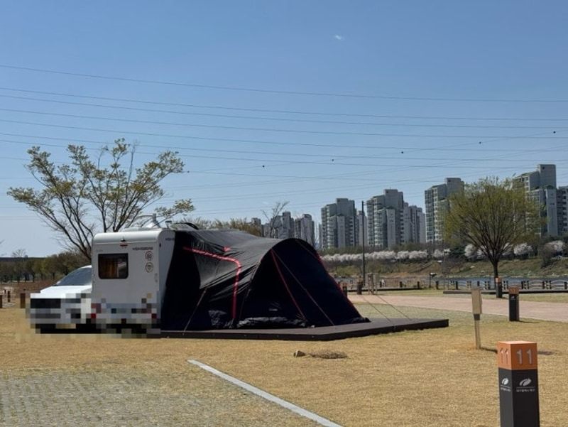 [대구캠핑/카라반진입가능] 금호강오토캠핑장 / 북구구민우선예...