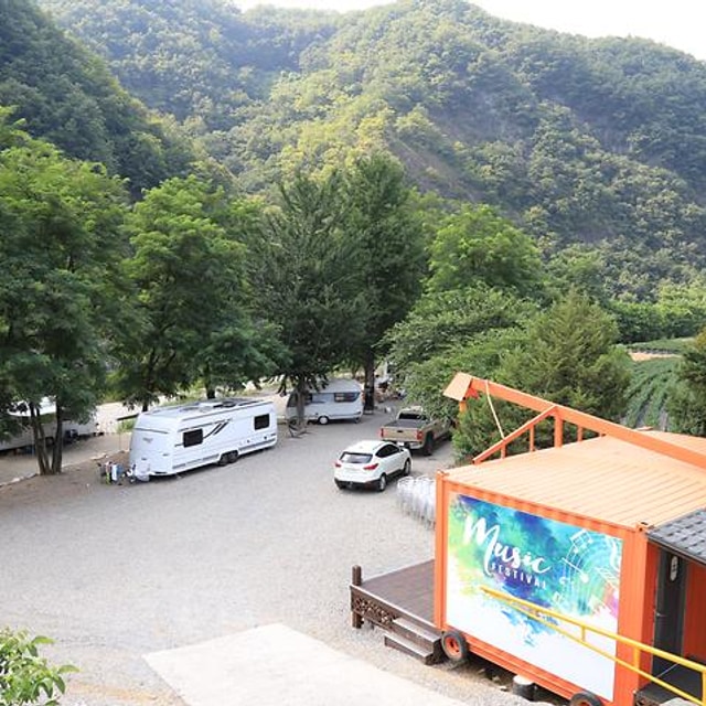 마루펜션 캠핑장