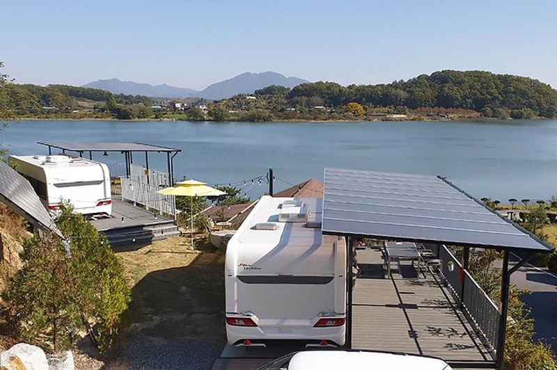 호수위의하루 대표 사진