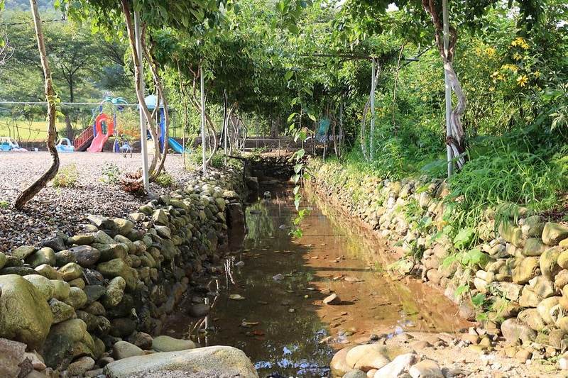 봉바위돌집 캠핑장 시설 사진 18