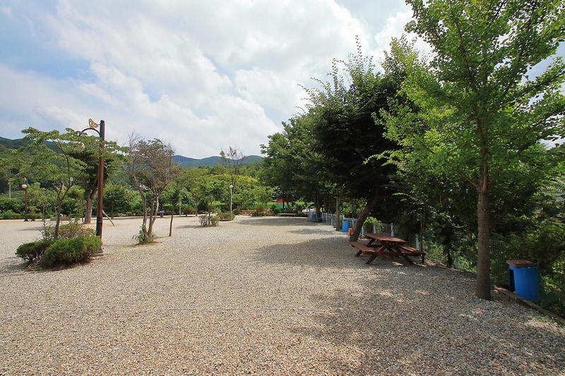 강당골캠핑파크 시설 사진 2