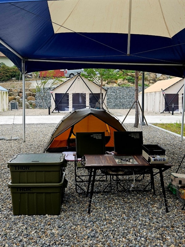 한적하고 뷰가 좋은 1박 5만원 | 강원도 인제 나들목 캠핑장 C6